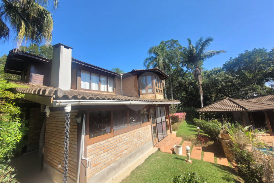Casa à venda com 4 suítes no condomínio Sausalito, Mairiporã - SP