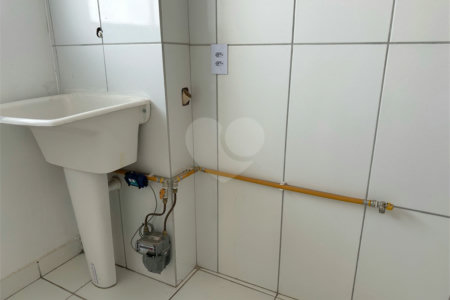 Apartamento à venda com 2 quartos em Vila Regina, Itapetininga, SP