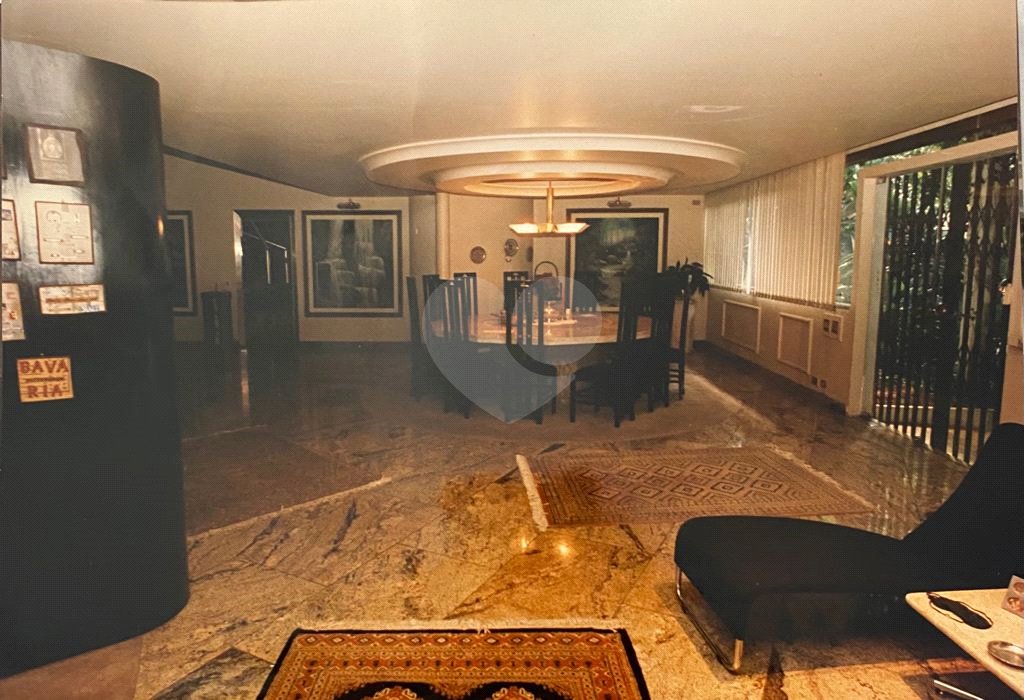 Casa à venda com 6 quartos, sendo 3 suítes,  em Serra da Cantareira, Mairiporã, SP