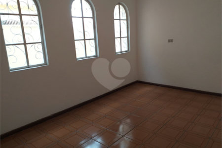 Sobrado à venda com 3 quartos, sendo 1 suíte, em Vila Gustavo, São Paulo, SP