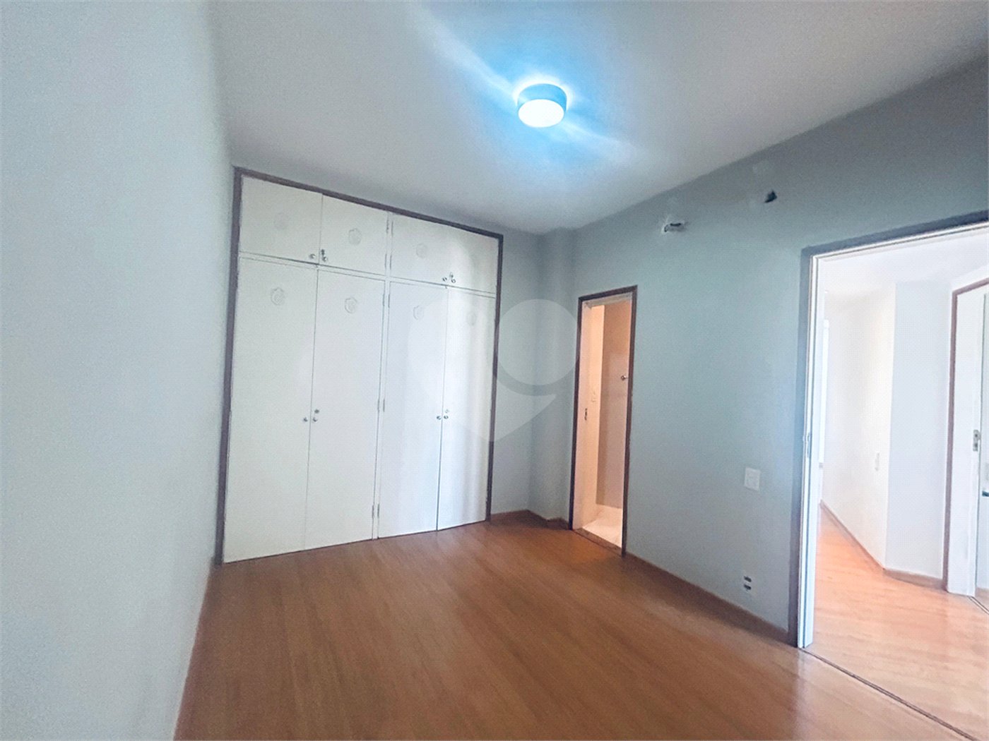 Apartamento à venda com 3 quartos, sendo 1 suíte, em Lagoa, Rio de Janeiro, RJ