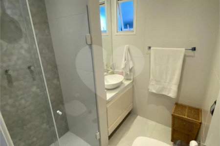 Apartamento à venda com 3 quartos, sendo 1 suíte, em Vila Pompéia, São Paulo, SP