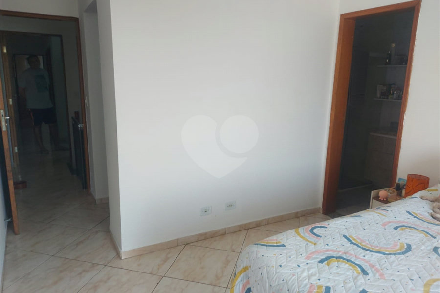 Sobrado à venda com 3 quartos, sendo 1 suíte, em Tremembé, São Paulo, SP