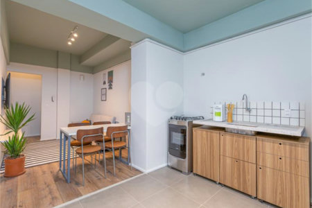 Apartamento à venda com 4 quartos, sendo 1 suíte, em Pinheiros, São Paulo, SP