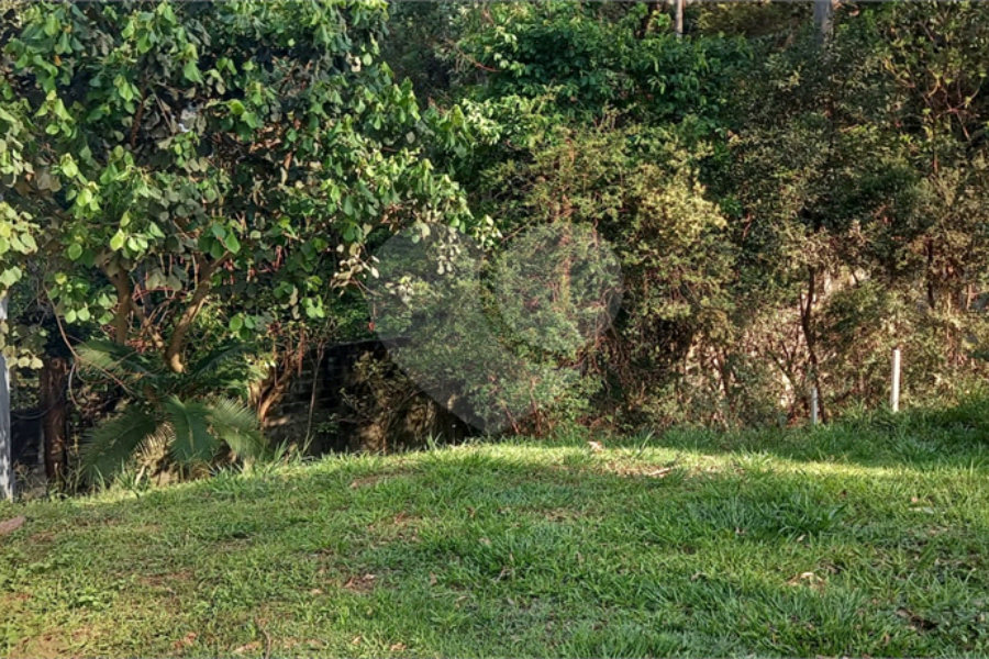 Terreno à venda no condomínio Reserva da Cantareiara, São Paulo - SP