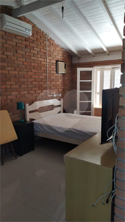 Casa Térrea à venda com 3 quartos, sendo 1 suíte, em Vila Atlântica, Caraguatatuba, SP