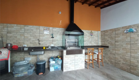 Sobrado à venda com 3 quartos, sendo 1 suíte, em Vila Lúcia, São Paulo, SP