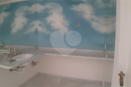 Apartamento à venda com 3 quartos, sendo 1 suíte, em Pinheiros, São Paulo, SP