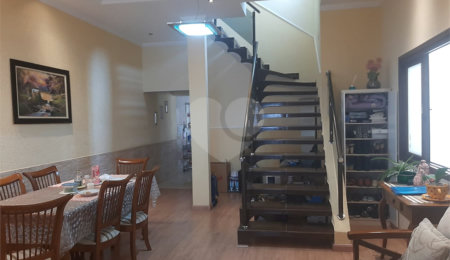 Casa à venda com 3 quartos, sendo 1 suíte,  em Residencial Colinas, Mogi das Cruzes, SP