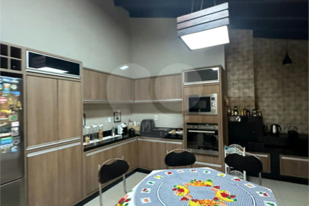 Casa à venda com 6 suítes em Pedro Juan Caballero, Amambay