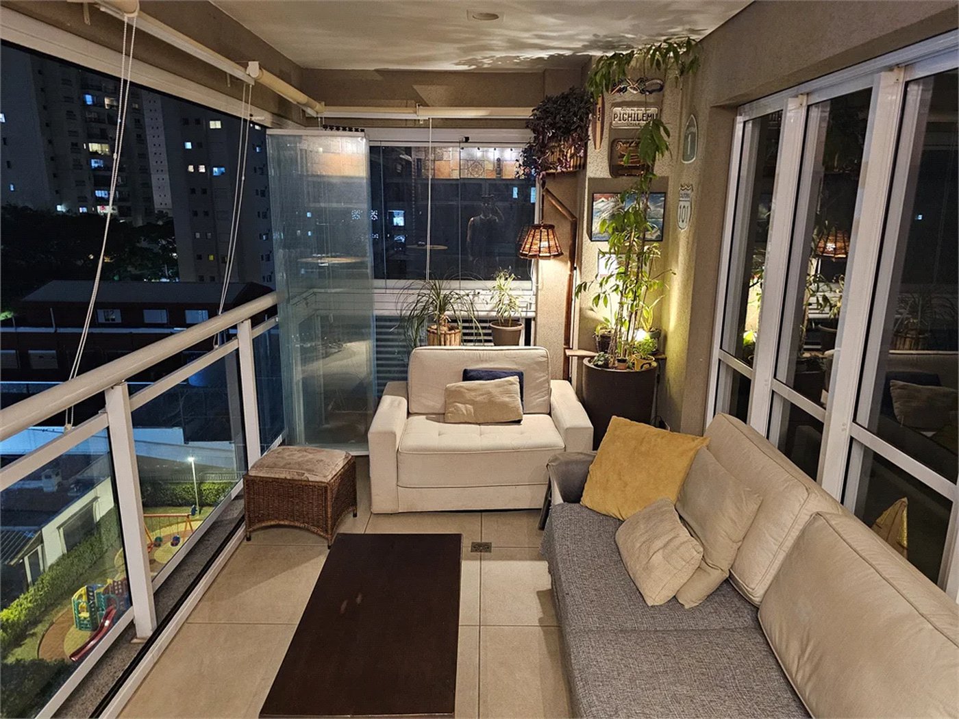 Apartamento para alugar com 2 quartos, sendo 1 suíte, em Jardim das Acácias, São Paulo, SP