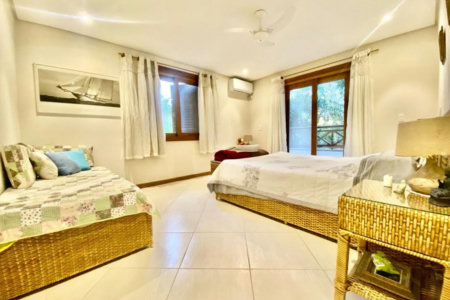 Casa Residencial à venda, ,  - CA0142.