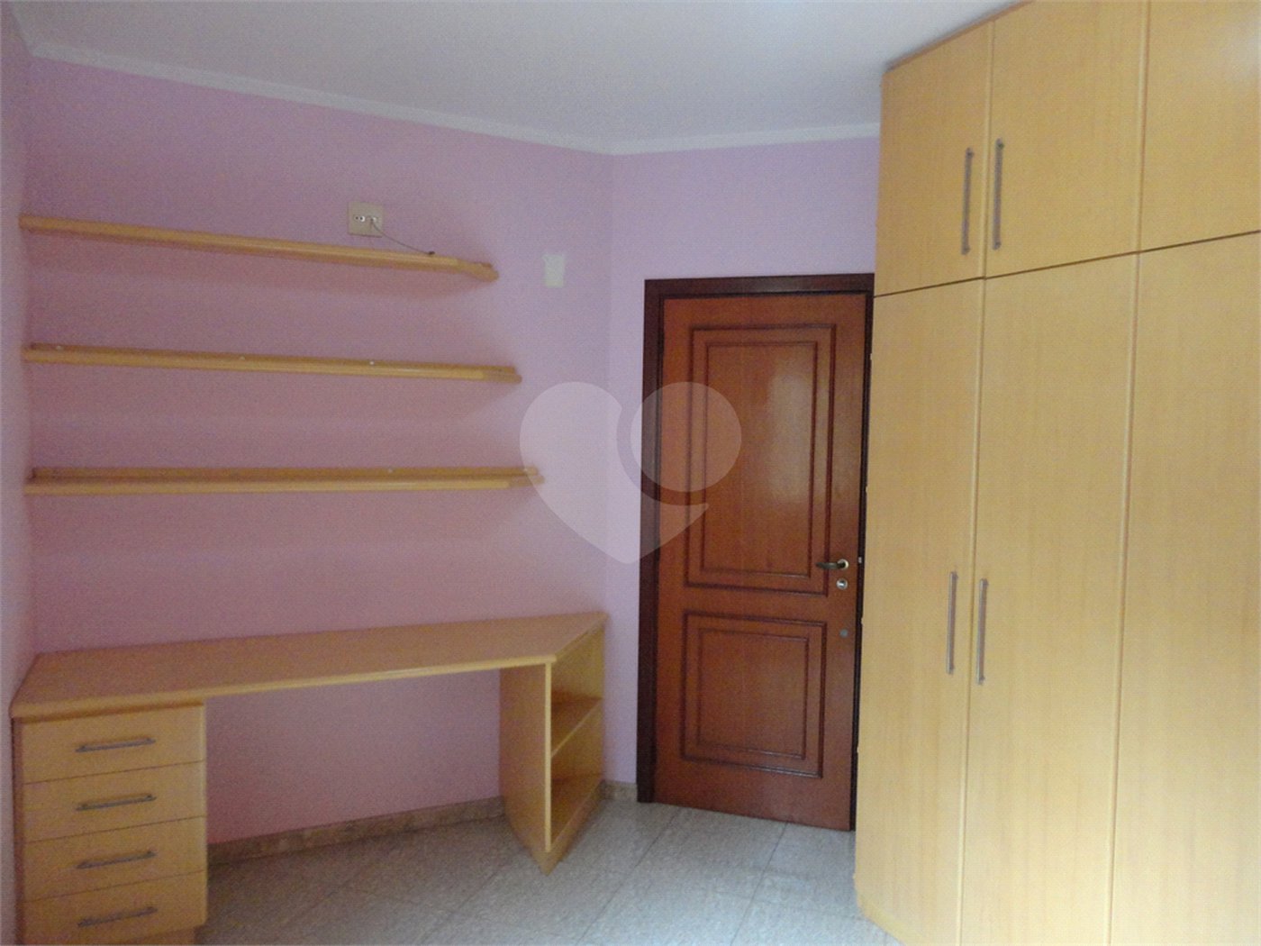 Casa à venda com 3 quartos, sendo 1 suíte, em Santa Marina, Valinhos, SP