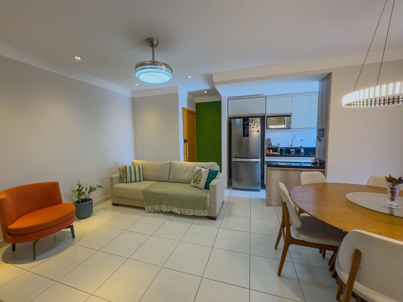 Apartamento à venda com 3 quartos, sendo 1 suíte, em Vila Guaíra, Presidente Prudente, SP