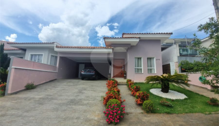 Casa à venda com 4 quartos, sendo 1 suíte,  no condomínio Ibiti do Paço, Sorocaba - SP
