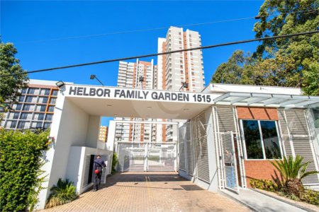 Apartamento de 127 m² em andar alto, com vista livre, 3 suítes planejadas, sacada gourmet envidraçada, 2 vagas e lazer completo, próximo ao Shopping Golden Square e à Avenida Kennedy.