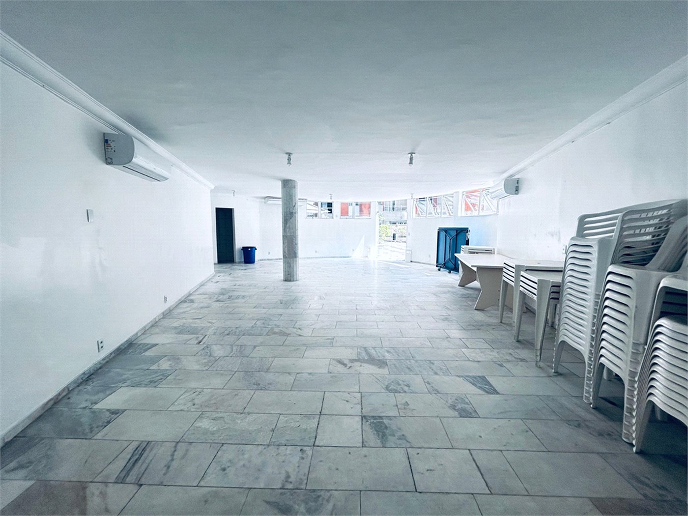 Apartamento à venda com 3 quartos, sendo 1 suíte, em Lagoa, Rio de Janeiro, RJ