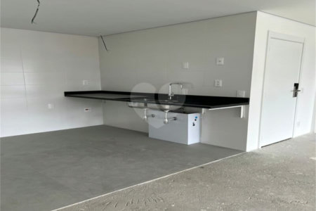 Apartamento à venda com 3 suítes em Campo Belo, São Paulo, SP