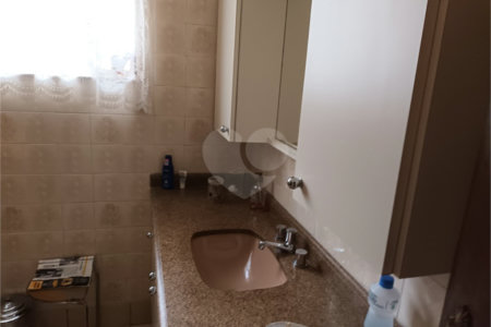 Sobrado à venda com 3 quartos em Cambuci, São Paulo, SP