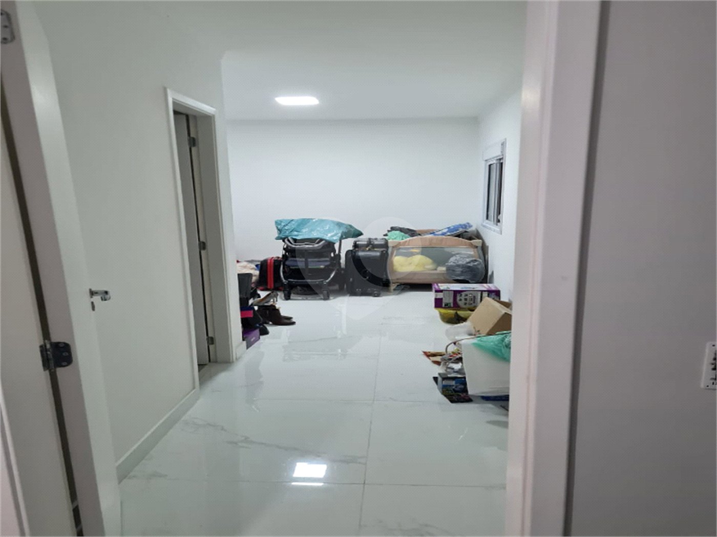 Apartamento à venda com 3 quartos, sendo 2 suítes, em Parque Reboucas, São Paulo, SP