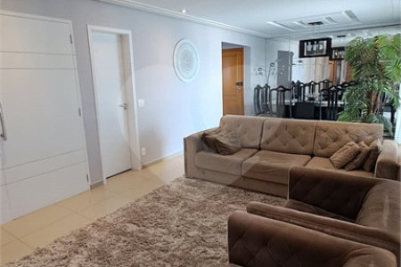 Apartamento à venda com 3 quartos, sendo 1 suíte,  no Centro, São Bernardo do Campo, SP