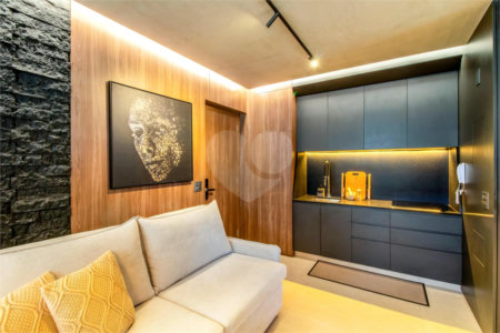 Apartamento de 33m2 com 1 dorm, 1 banheiro. Estuda permuta.