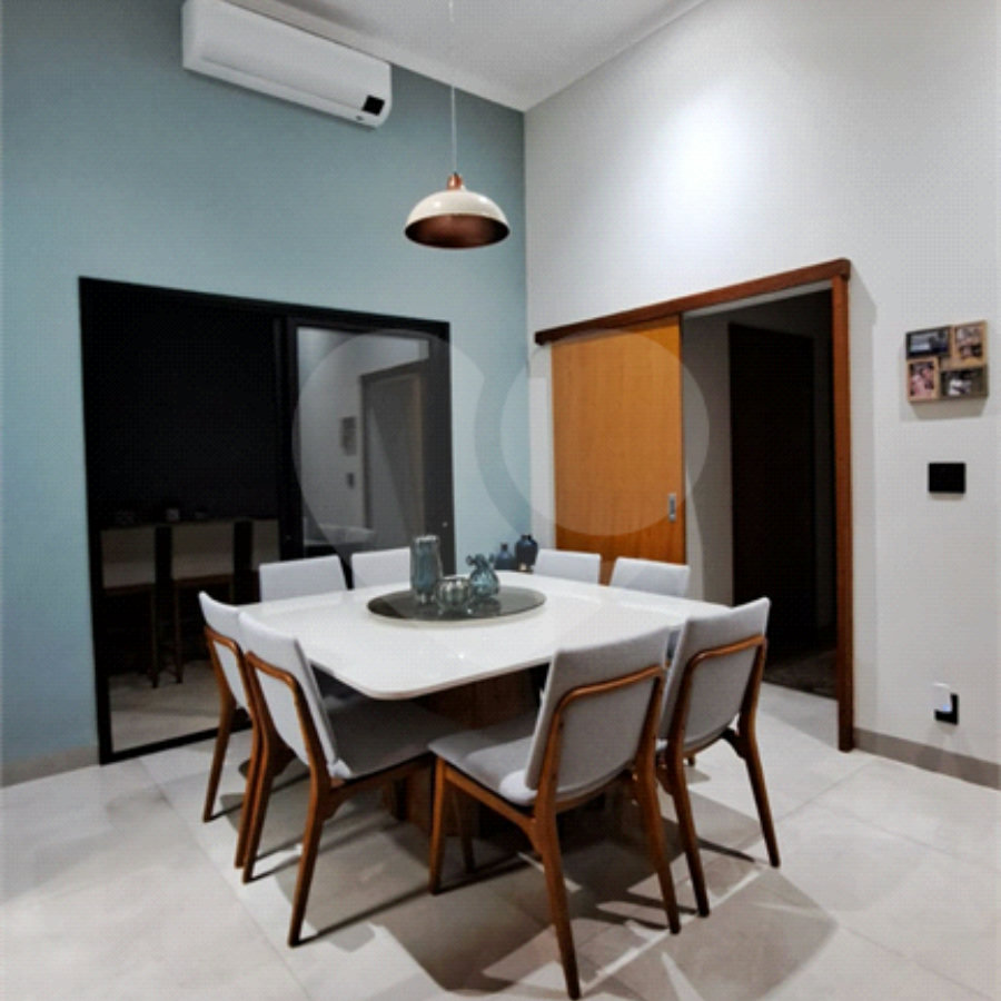 LINDA CASA NO CONDOMÍNIO PARQUE ATLANTA- Araraquara/SP