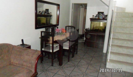 Sobrado à venda com 3 quartos em Jardim Peri, São Paulo, SP
