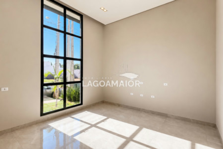 Casa à venda com 3 quartos no condomínio Residencial Costa Leste, Três Lagoas - MS