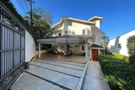 Casa à venda com 4 suítes em Vila Santo Antônio, Cotia, SP