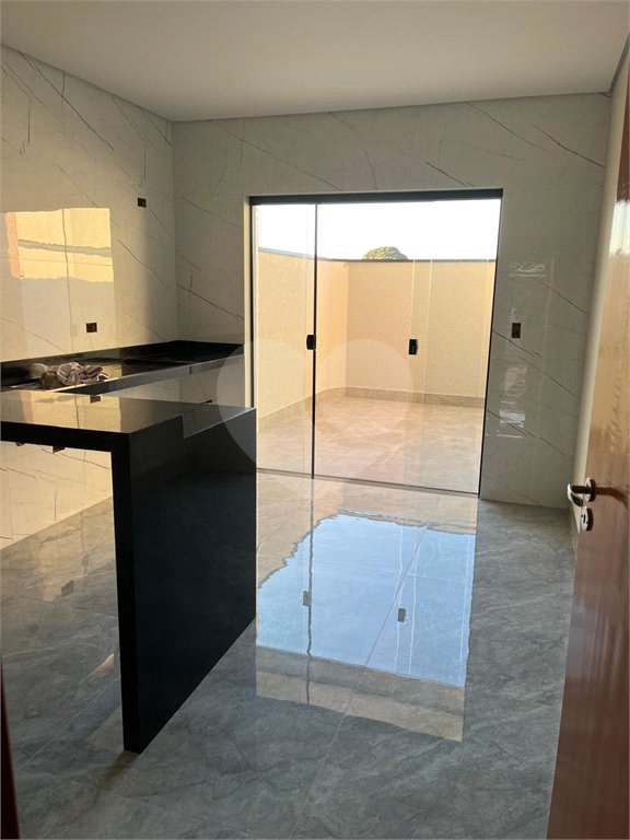 Sobrado à venda com 3 quartos, sendo 1 suíte, em Jardim Maristela, São Paulo, SP