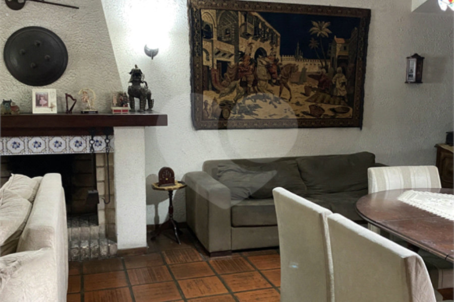 Sobrado à venda com 4 quartos, sendo 1 suíte, em Casa Verde, São Paulo, SP
