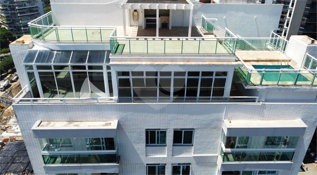 Apartamento à venda com 4 quartos, sendo 2 suítes,  em Barra da Tijuca, Rio de Janeiro, RJ