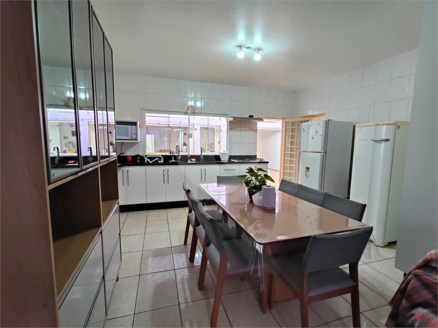 Casa à venda com 5 quartos, sendo 3 suítes, no Centro, Itapetininga, SP