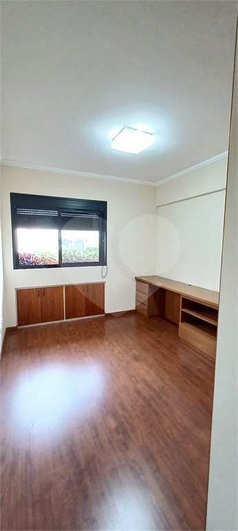 Apartamento à venda com 3 quartos, sendo 1 suíte,  em Lar São Paulo, São Paulo, SP