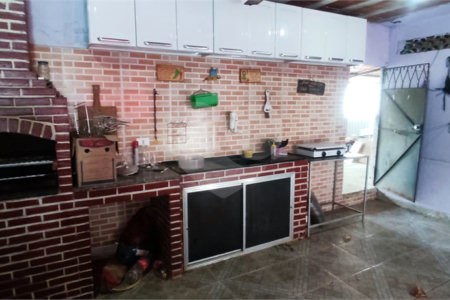 Terreno à venda com 6 quartos, sendo 2 suítes, no condomínio Conjunto Residencial Campo Belo, Rio de Janeiro - RJ