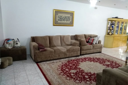 Sobrado à venda com 3 suítes em Jardim Realce, Suzano, SP