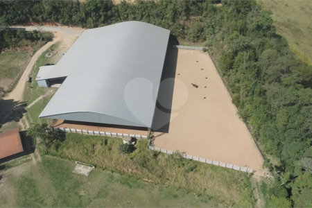 Sítio à venda com 3 suítes em Jardim Guaçu, São Roque, SP