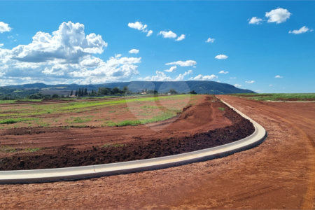 Terreno à venda no condomínio Angelo Fasano, Araçoiaba da Serra - SP