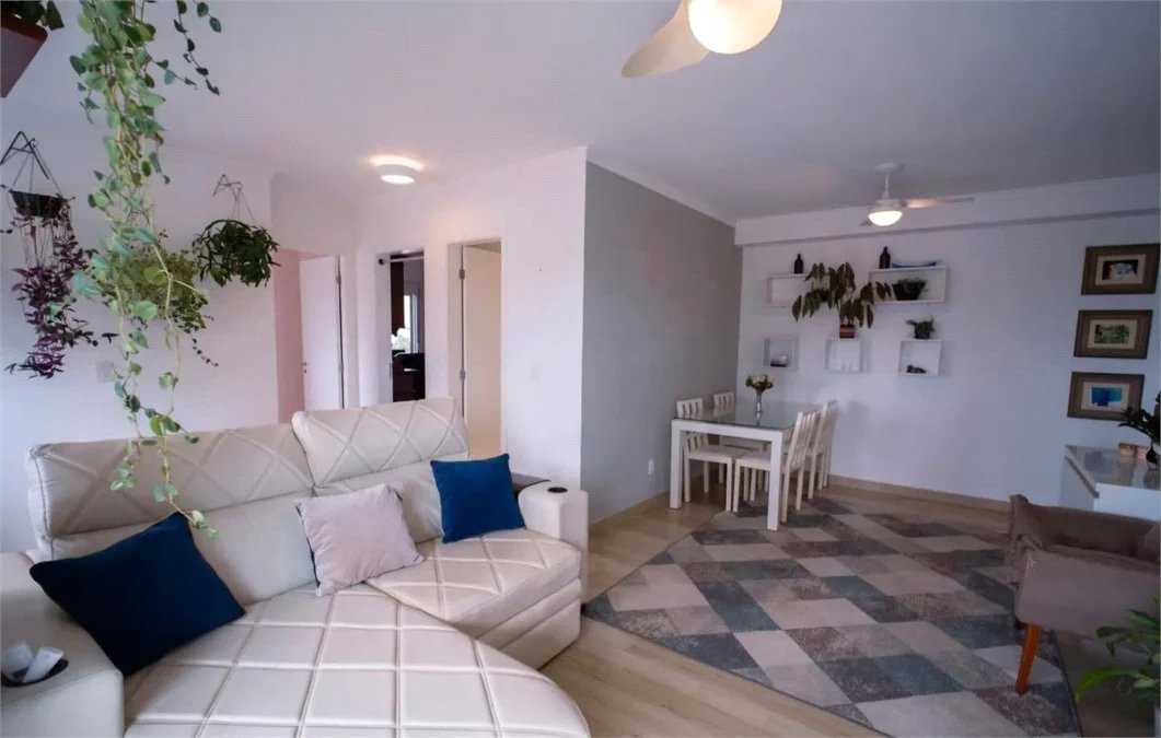 Apartamento à venda com 3 quartos, sendo 1 suíte,  em Jardim das Vertentes, São Paulo, SP