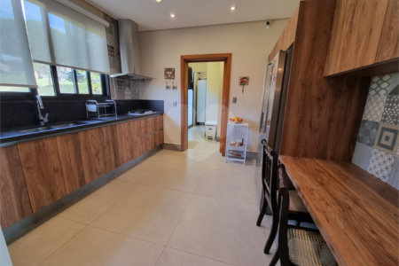 Casa à venda com 3 suítes no condomínio Campo de Toscana, Vinhedo - SP