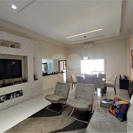 Casa à venda com 3 suítes no condomínio Portal dos Ipês, Indaiatuba - SP