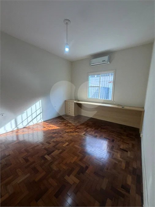 Casa para alugar com 2 quartos no Centro, Vinhedo, SP
