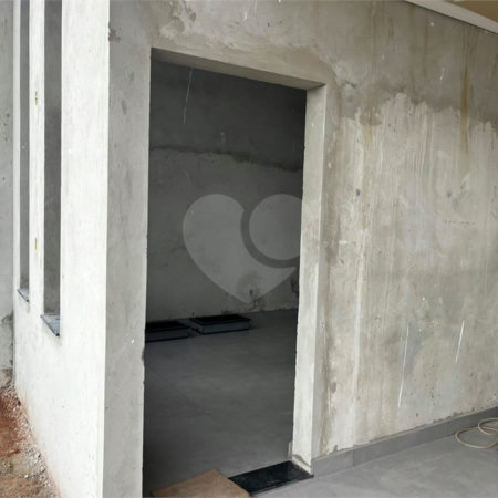 Casa à venda com 3 quartos, sendo 1 suíte, no condomínio Residencial Tivolli, Itapetininga - SP