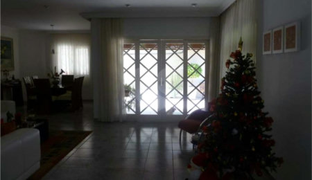 Casa à venda com 3 quartos, sendo 1 suíte,  no condomínio Vivenda das Vinhas, Vinhedo - SP