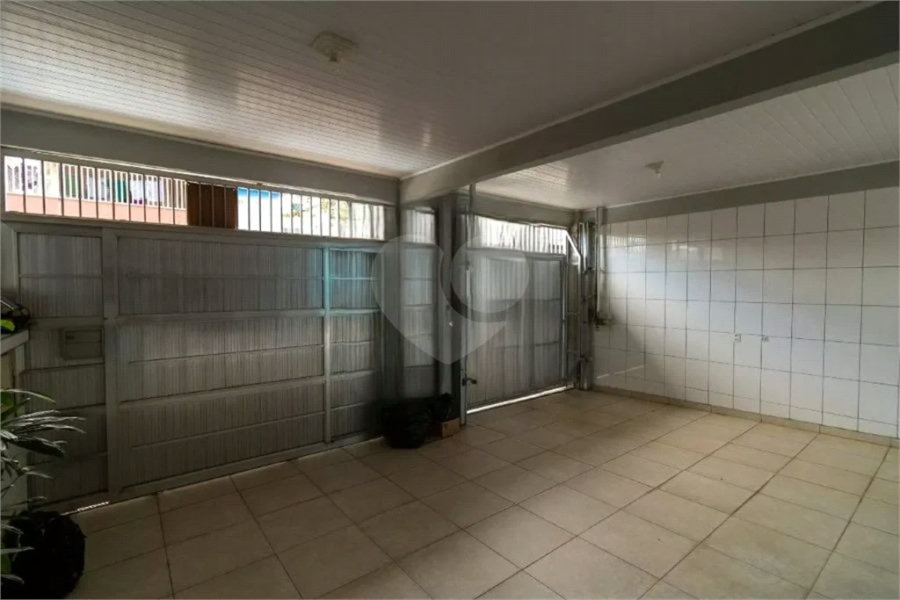 Sobrado à venda com 4 quartos, sendo 1 suíte, em Ermelino Matarazzo, São Paulo, SP