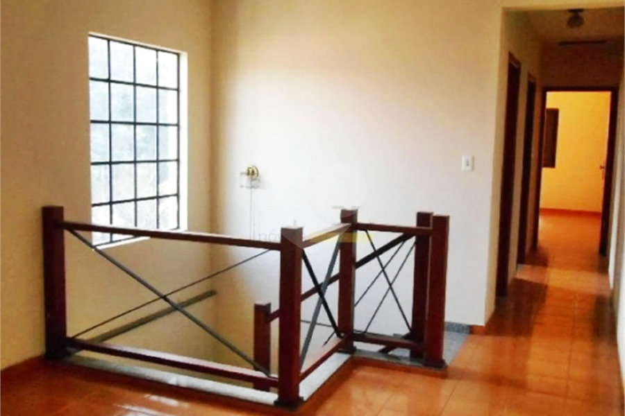 Sobrado à venda com 3 quartos, sendo 1 suíte,  em Santa Terezinha, São Paulo, SP