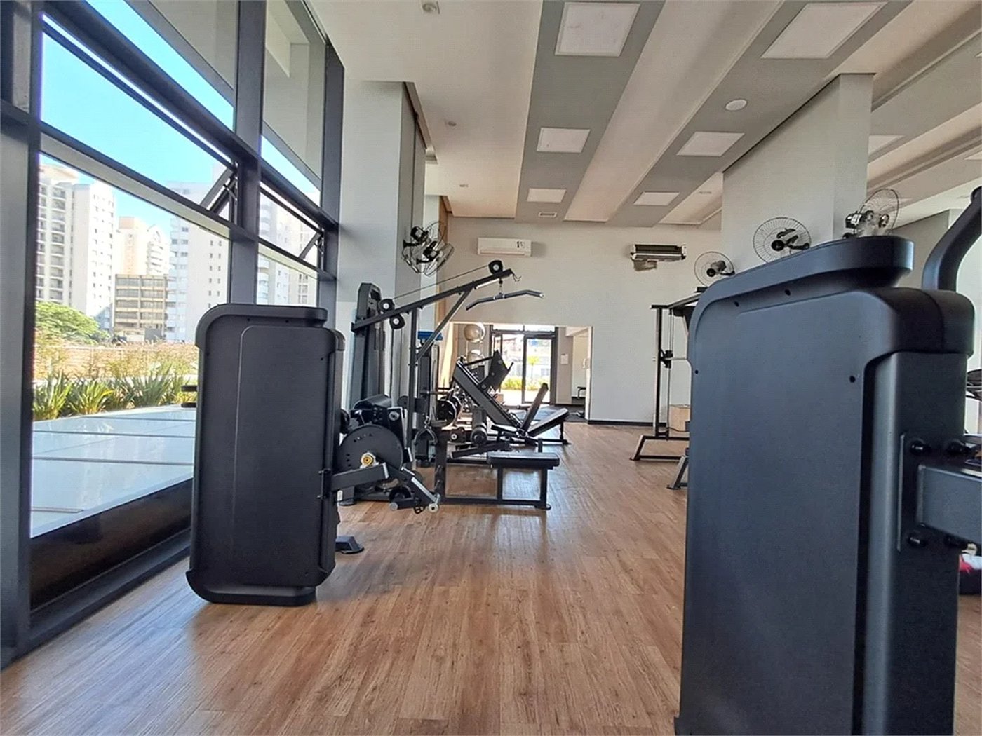Apartamento à venda ou para alugar com 3 suítes em Água Branca, São Paulo, SP