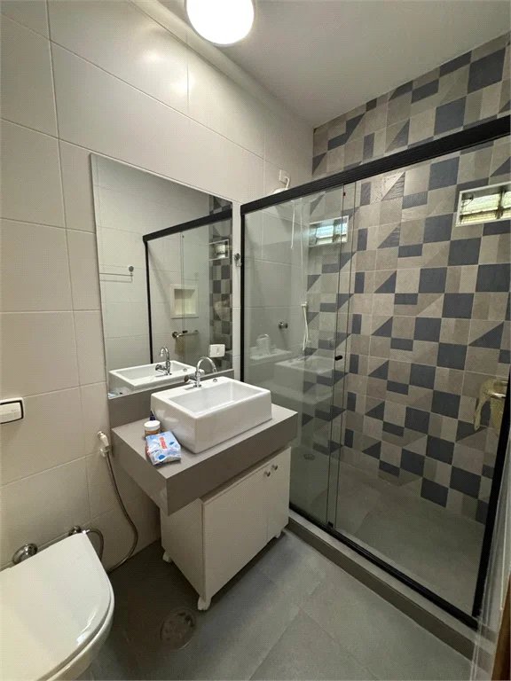 Casa Térrea à venda com 3 quartos, sendo 1 suíte, em Vila Madalena, São Paulo, SP