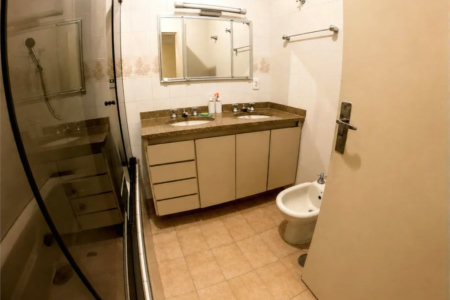 Sobrado à venda com 3 quartos, sendo 1 suíte, em Jardim das Acácias, São Paulo, SP